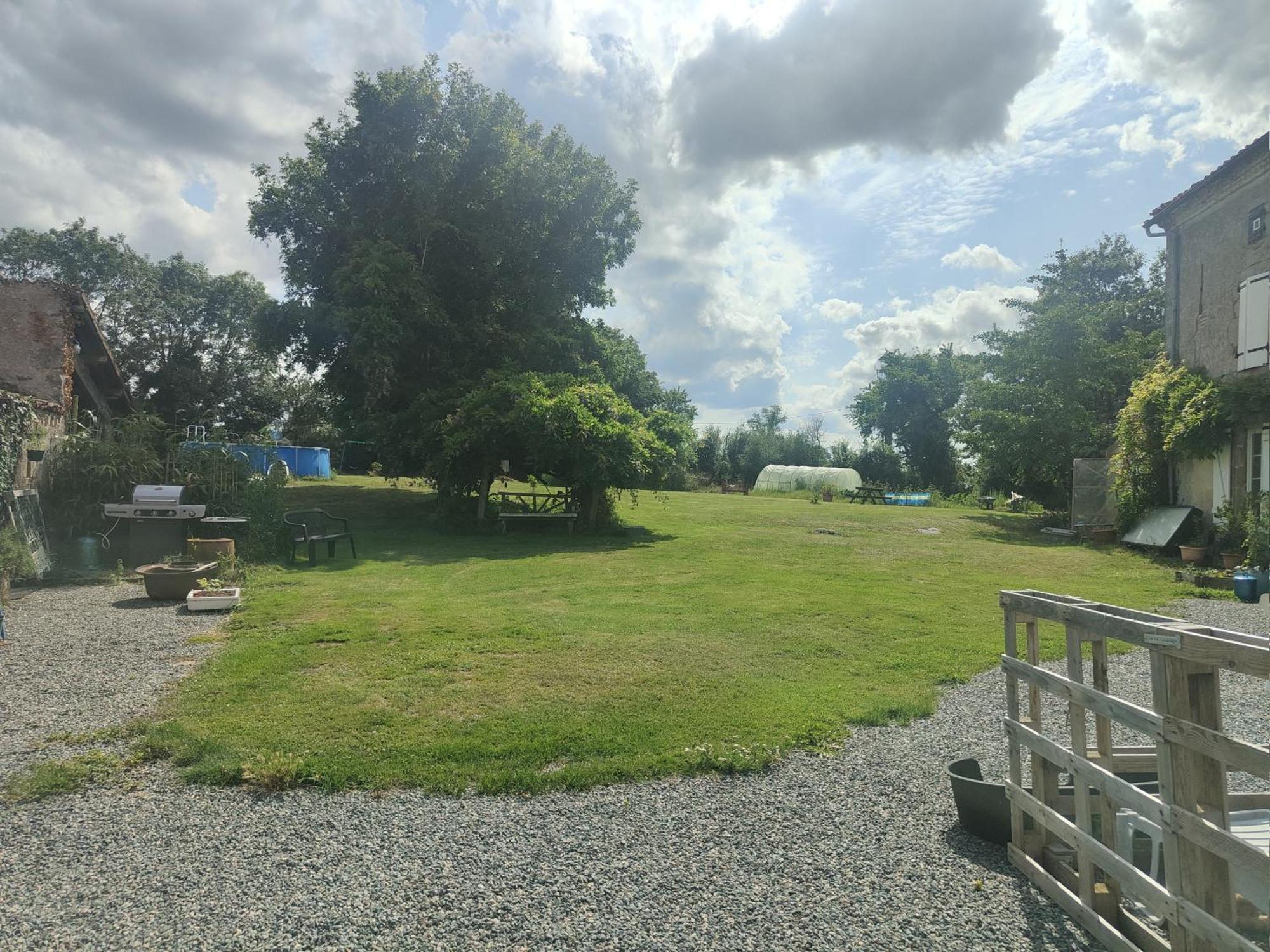 Chanteloup  Wisteria House B&B 외부 사진