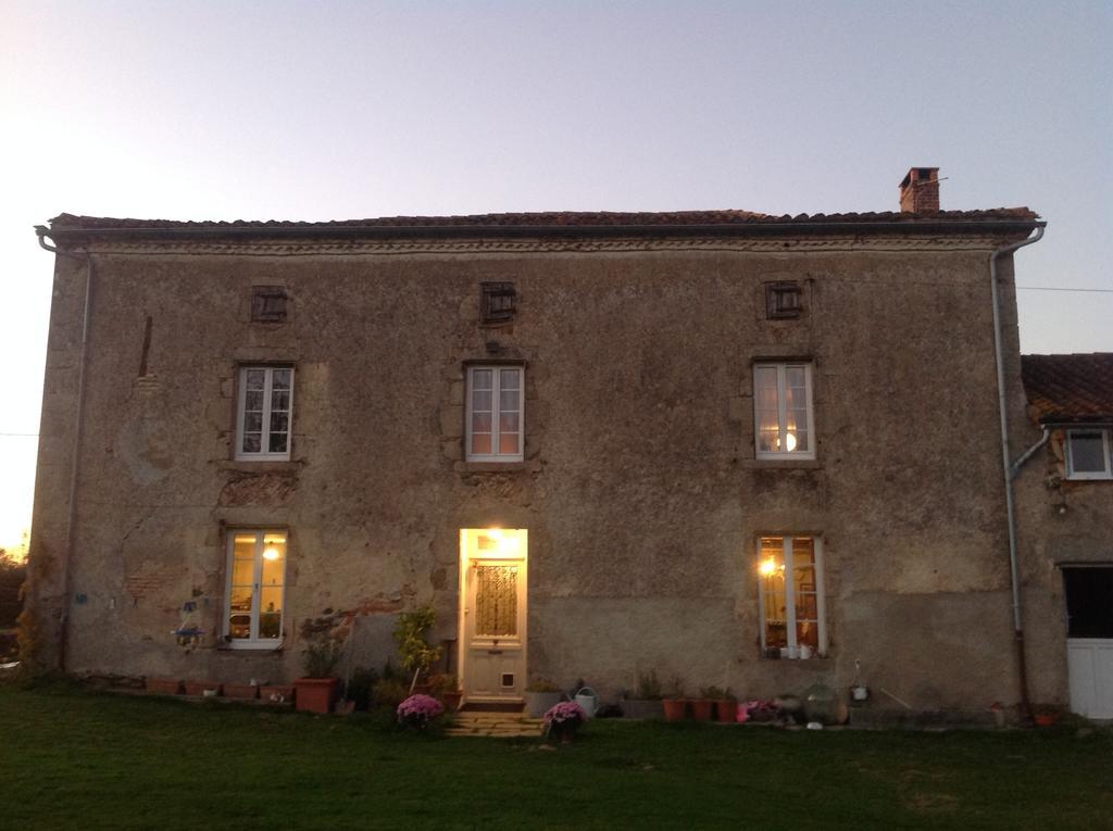Chanteloup  Wisteria House B&B 외부 사진